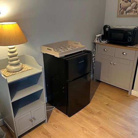Cove Cott Guest Accommodation Warsash ภายนอก รูปภาพ