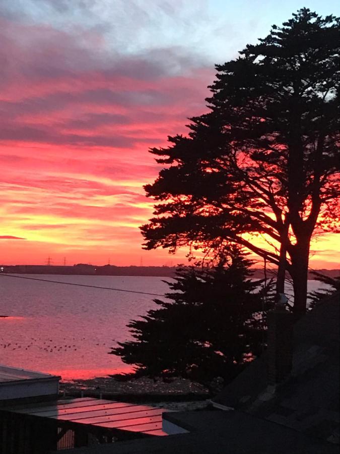 Cove Cott Guest Accommodation Warsash ภายนอก รูปภาพ