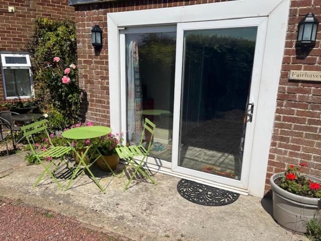 Cove Cott Guest Accommodation Warsash ภายนอก รูปภาพ